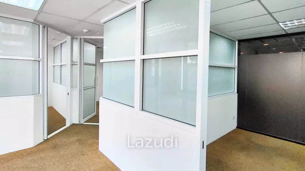 Office space for rent in Silom