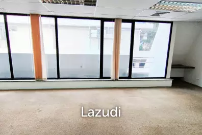 Office space for rent in Silom