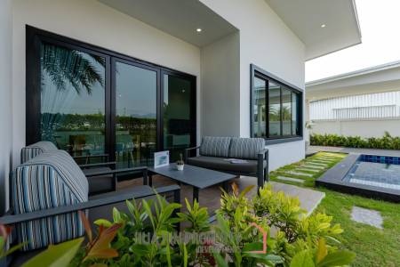 Palm Garden : 2 Bed 1 Bath Pool Villa