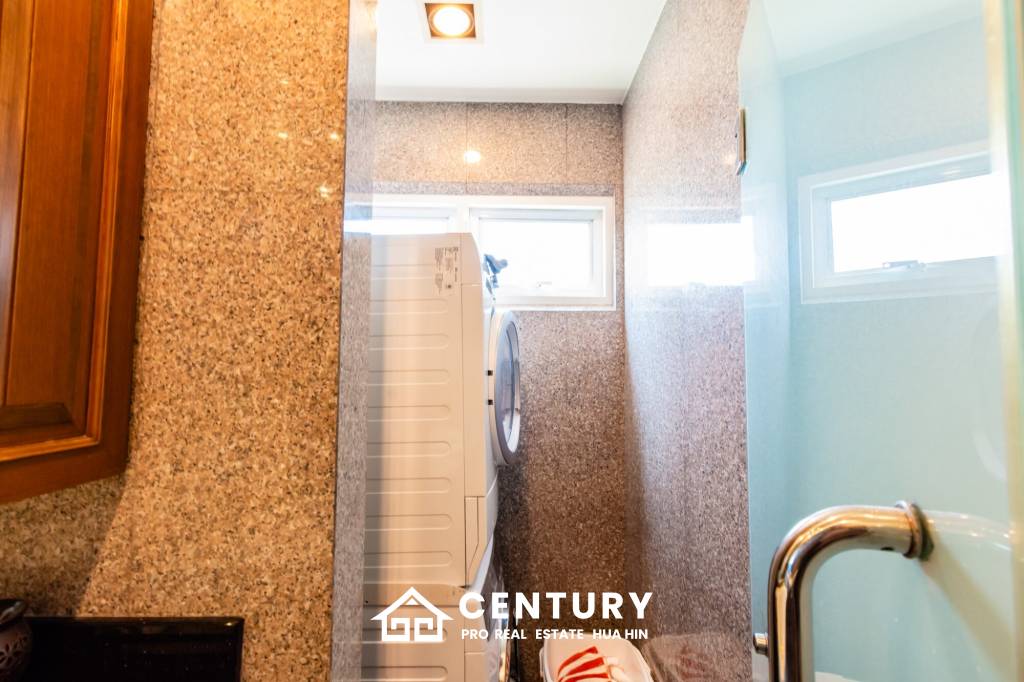 BAAN LONSAI : Panoramic Seaview Penthouse Duplex Condo in Khao Takiab area