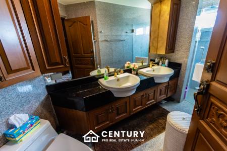 BAAN LONSAI : Panoramic Seaview Penthouse Duplex Condo in Khao Takiab area