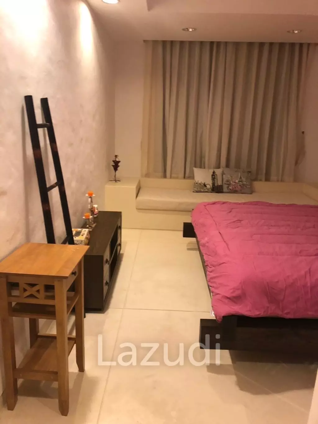 LAS TORTUGUS :  2 Bed Beachfront condo at Khao Tao area