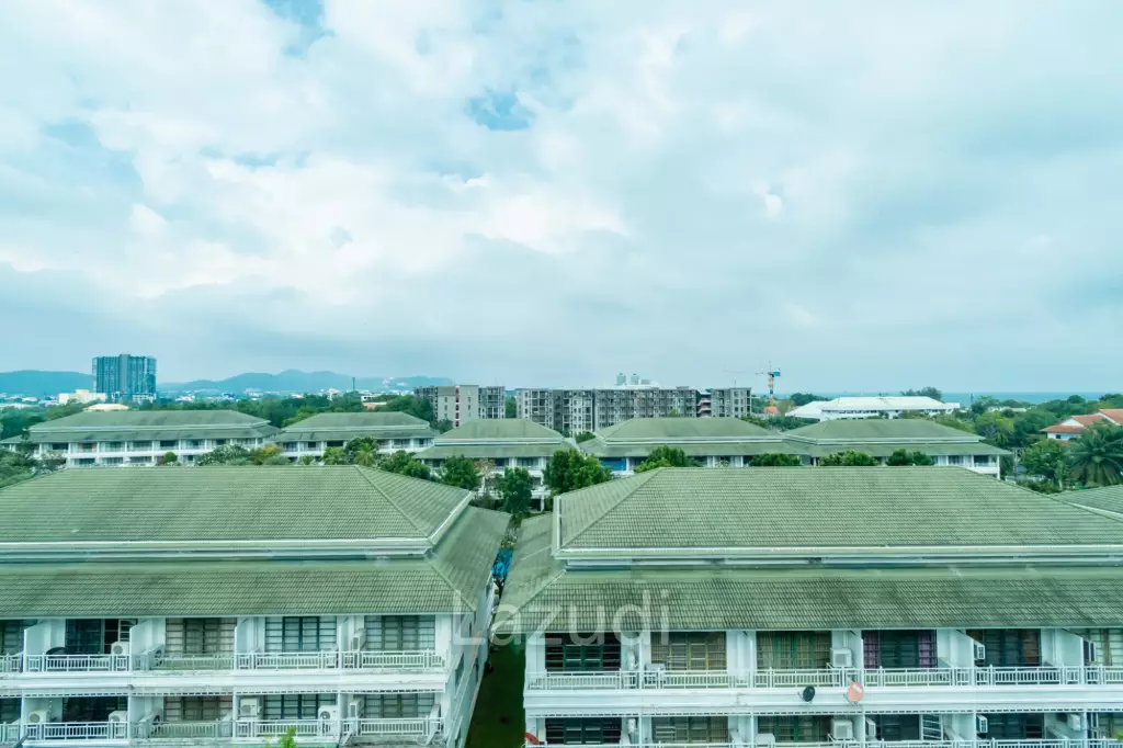 AMARI RESIDENCE HUA HIN : 1 bed corner top floor condo