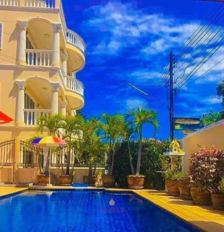 Apartment Building with 6 Bedroom For Sale In The Heart Of Rawai