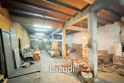 Sukhumvit 30 Shophouse for Sale/Rent - Prime Location Near BTS Phromphong