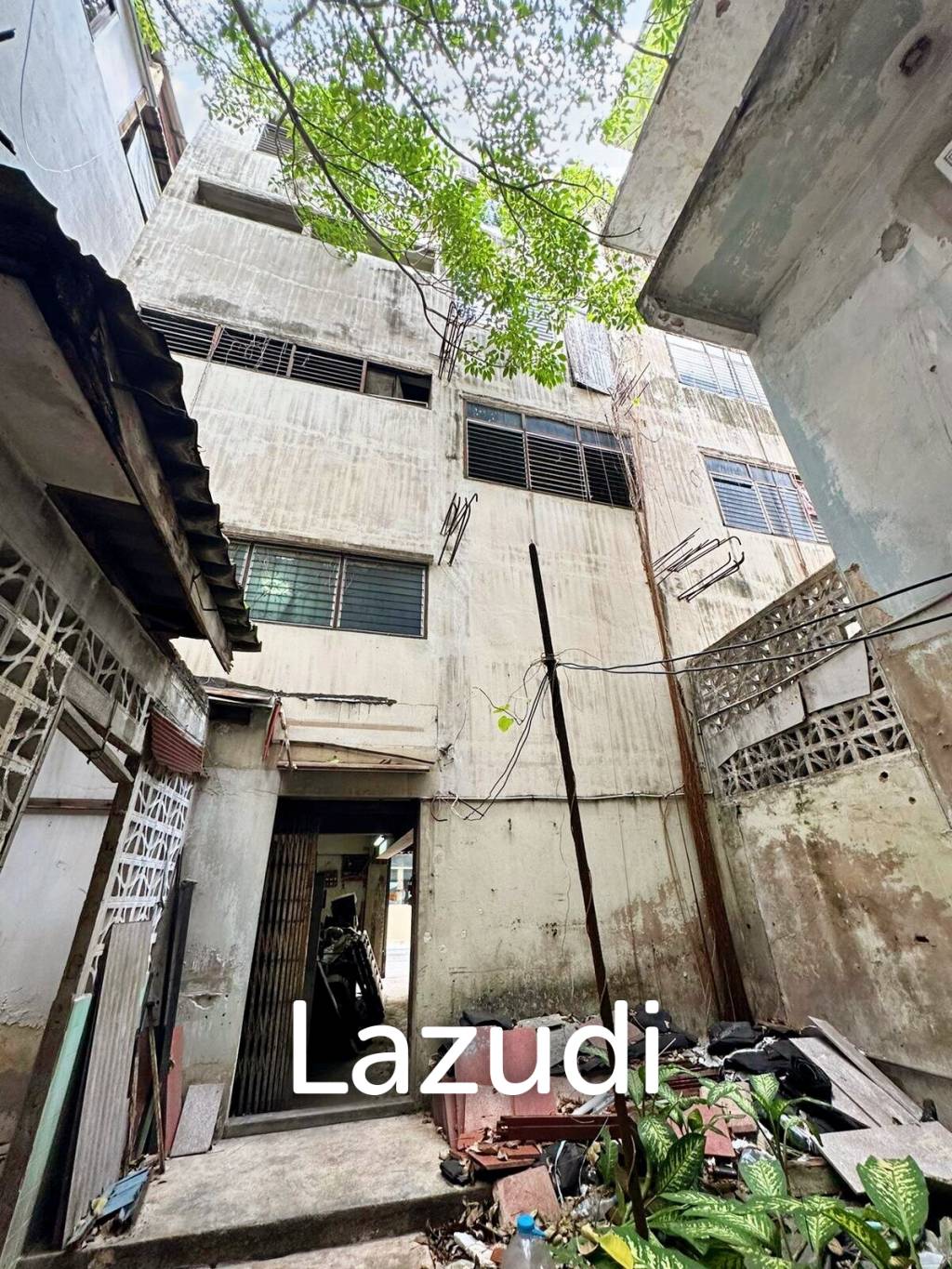 Sukhumvit 30 Shophouse for Sale/Rent - Prime Location Near BTS Phromphong