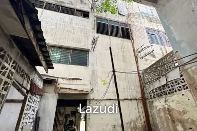 Sukhumvit 30 Shophouse for Sale/Rent - Prime Location Near BTS Phromphong