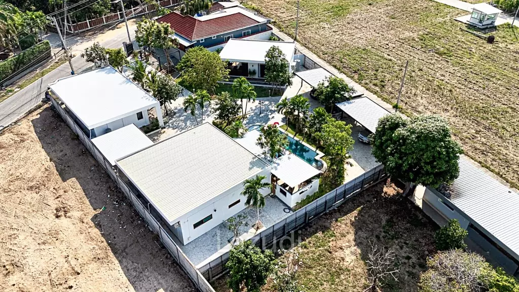 Amazing Poolvilla Resort for rent and for sale