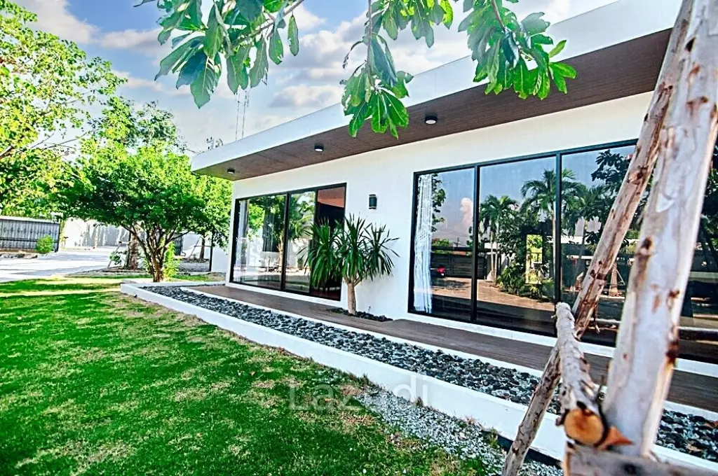 Amazing Poolvilla Resort for rent and for sale