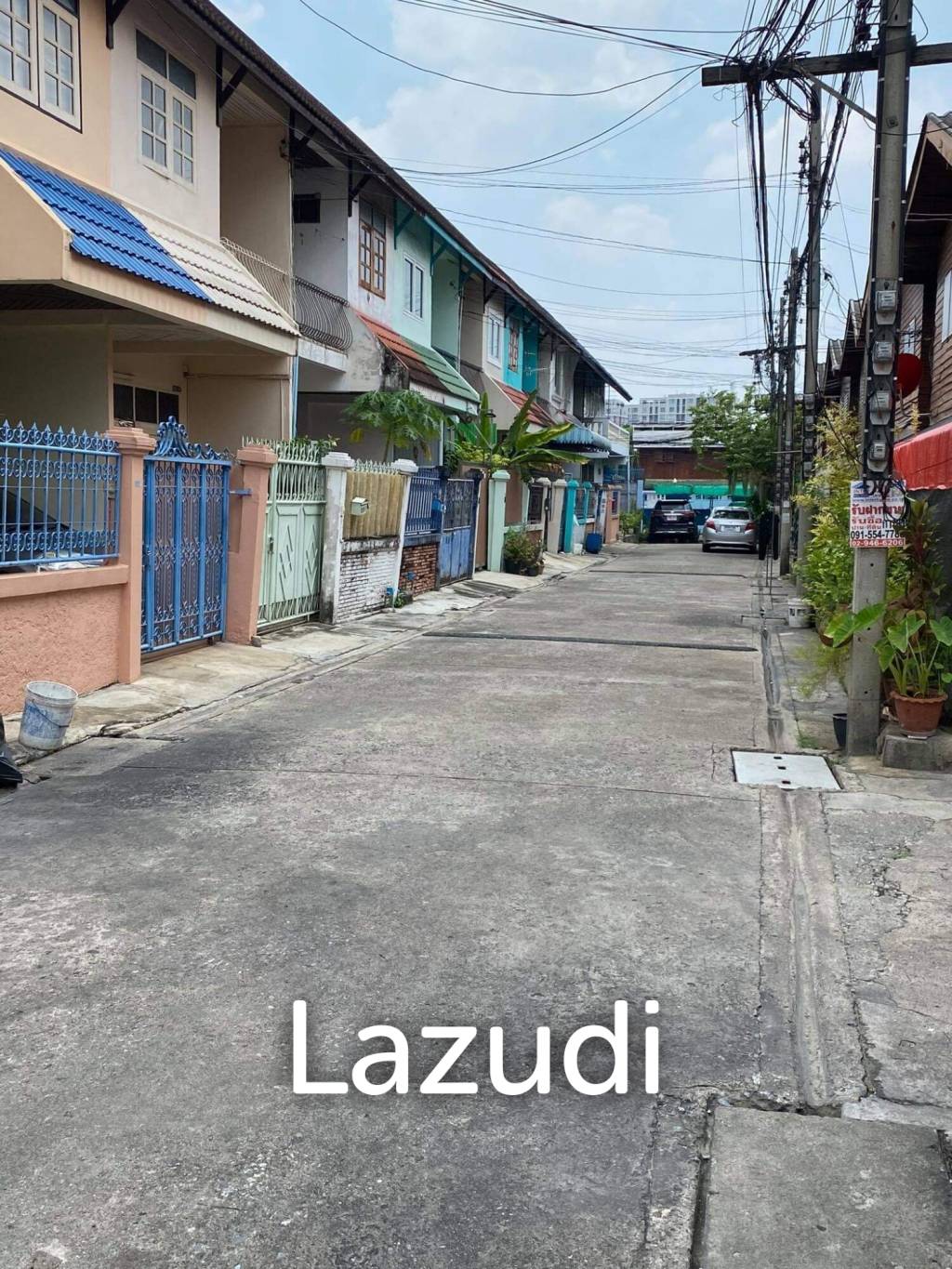 2 storey townhouse for sale in Siriraj district