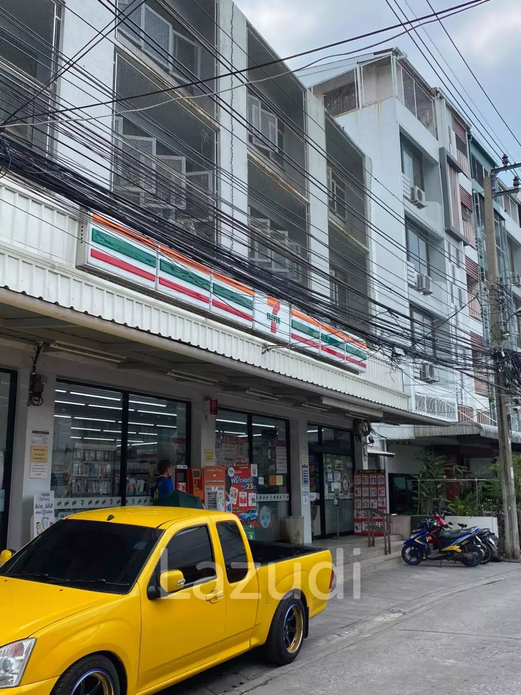 2 storey townhouse for sale in Siriraj district