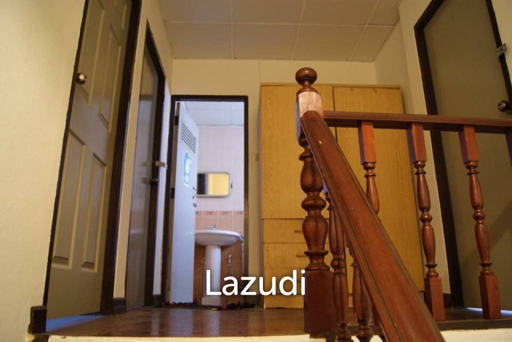 Twin houses near the electric train 500 meters, comfortable, safe, close to the market.