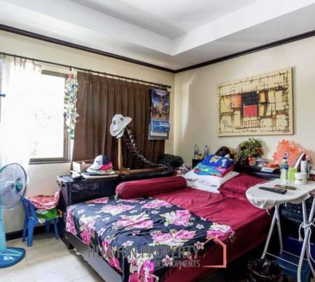 PALM HILL CONDO  : 2 bed on top floor