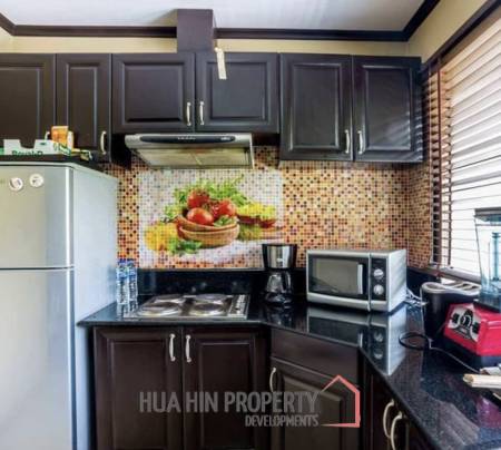 PALM HILL CONDO  : 2 bed on top floor