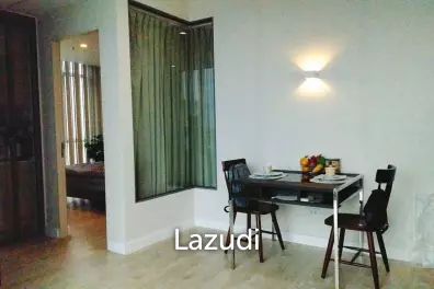 1 Bed 1 Bath 53 SQ.M The Room BTS Wongwian Yai