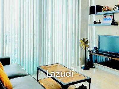 1 Bed 1 Bath 53 SQ.M The Room BTS Wongwian Yai