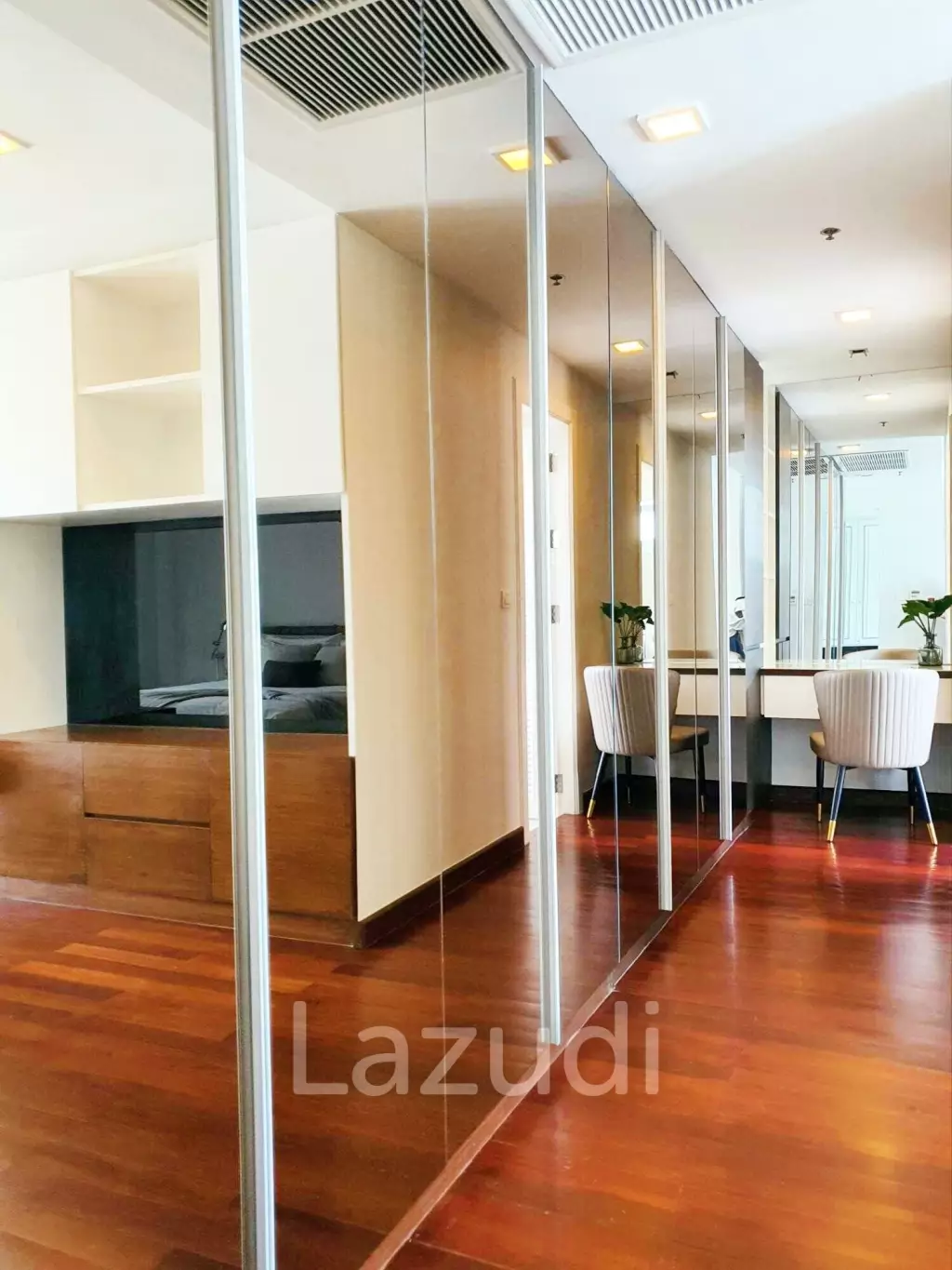 3 Bed 3 Bath 155 SQ.M Nusasiri Grand