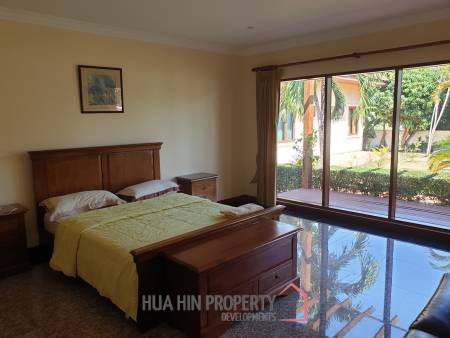 Large Entertaining Home On Golf Course With Memberships