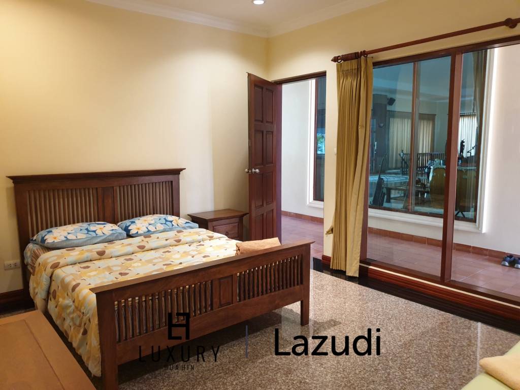 750 qm 7 Bett 8 Bad Villa Für Verkauf