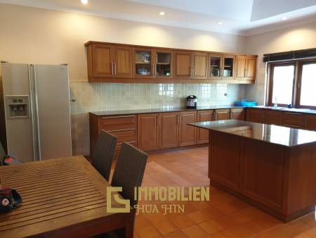 750 qm 7 Bett 8 Bad Villa Für Verkauf