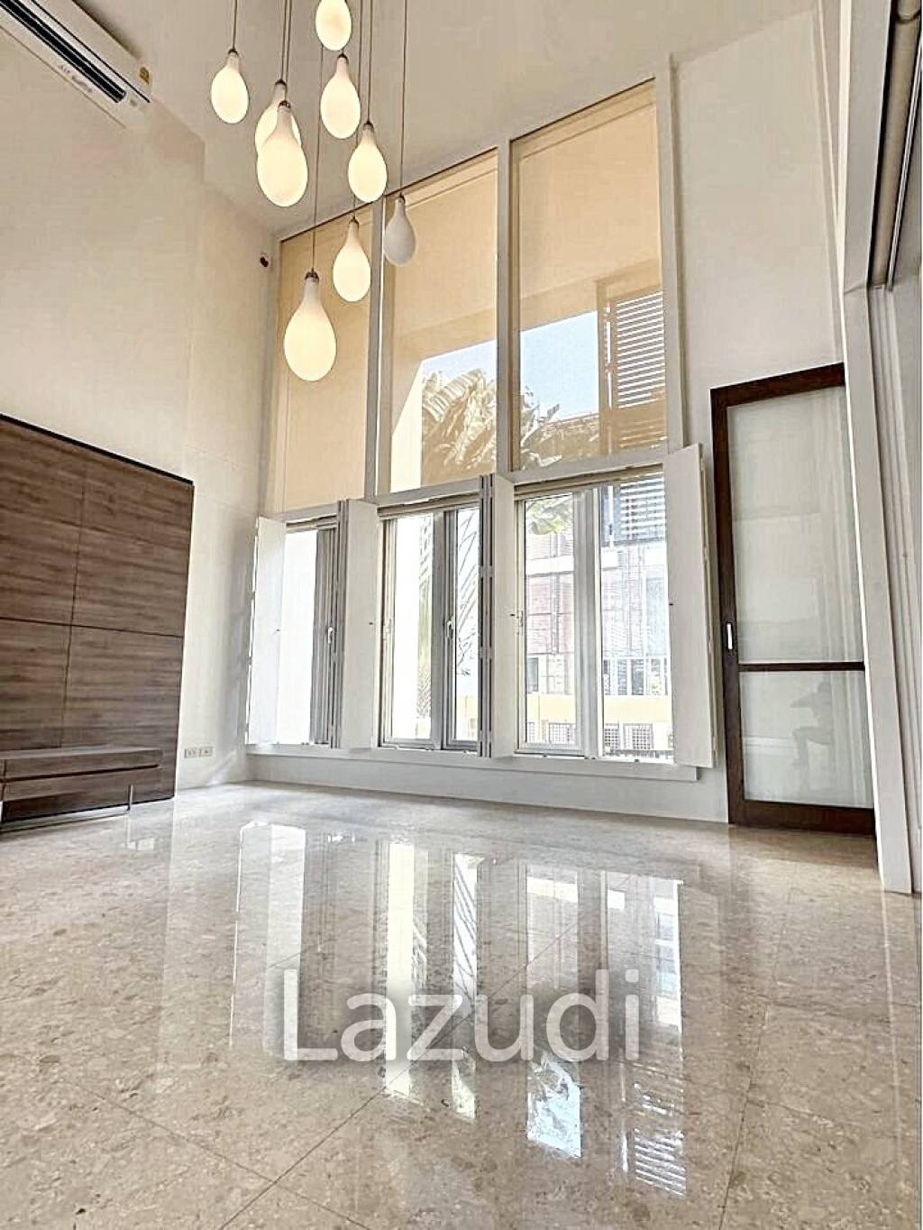 3 Bed 3 Bath 390 SQ.M The Lofts Sathorn