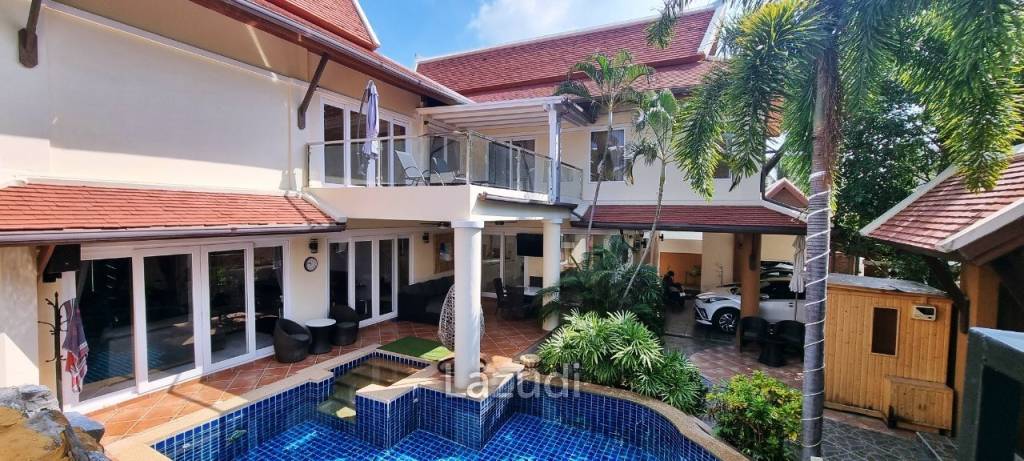 3 Beds 4 Baths 300 SQ.M. Chateau Dale Thai Bali