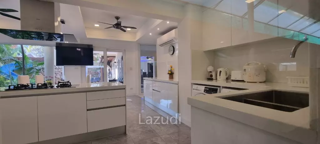 4 Beds 5 Baths 300 SQ.M. Chateau Dale Thai Bali