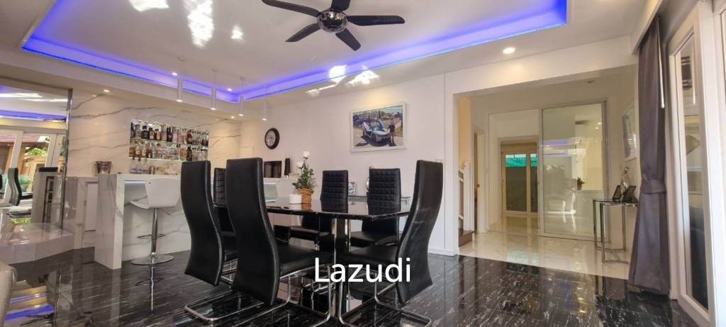 4 Beds 5 Baths 300 SQ.M. Chateau Dale Thai Bali
