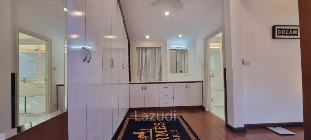 4 Beds 5 Baths 300 SQ.M. Chateau Dale Thai Bali