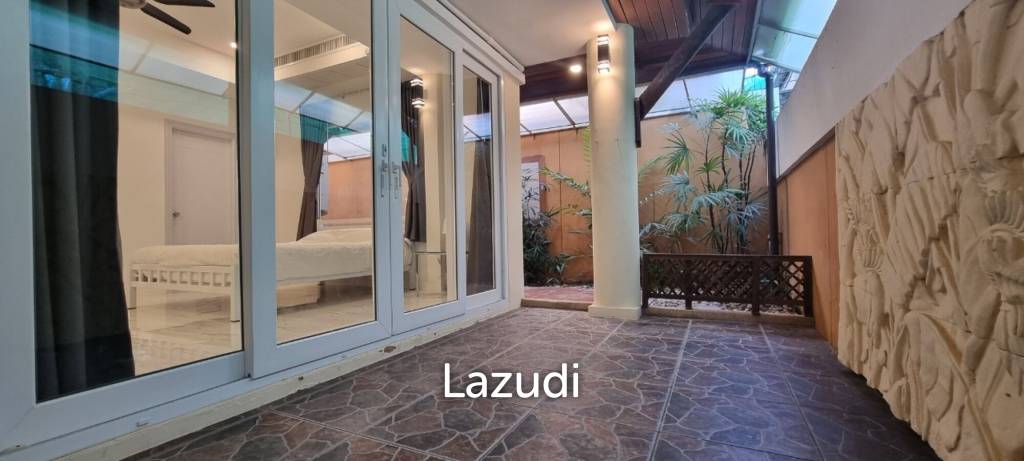 4 Beds 5 Baths 300 SQ.M. Chateau Dale Thai Bali