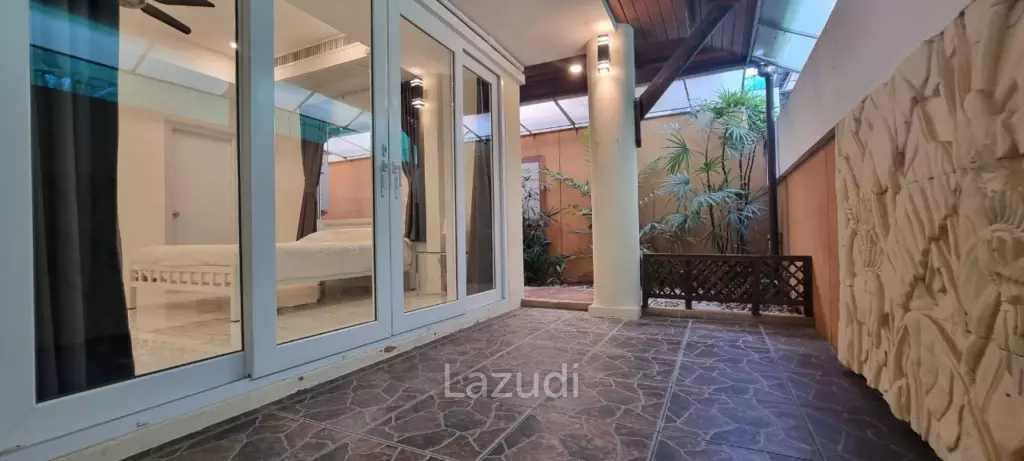 4 Beds 5 Baths 300 SQ.M. Chateau Dale Thai Bali