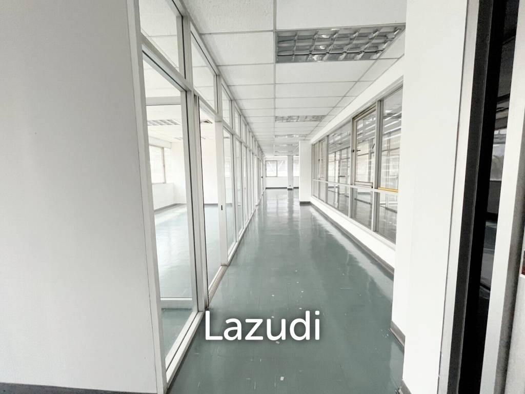 Office space for rent in Laksi