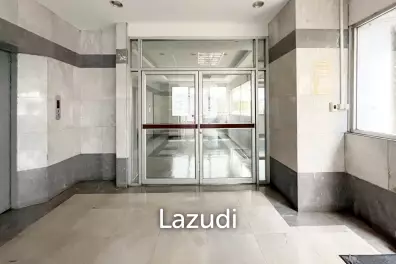 Office space for rent in Laksi