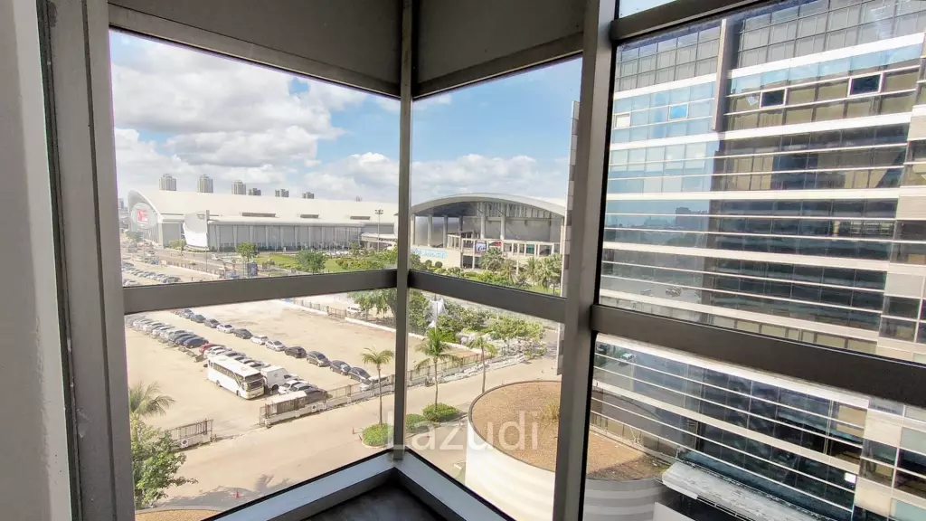180 SQ.M Office in Pakkret, Muangthong Thani