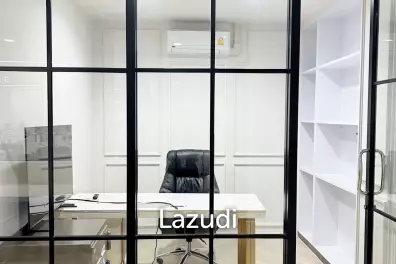 Office space for rent in Chaengwattana