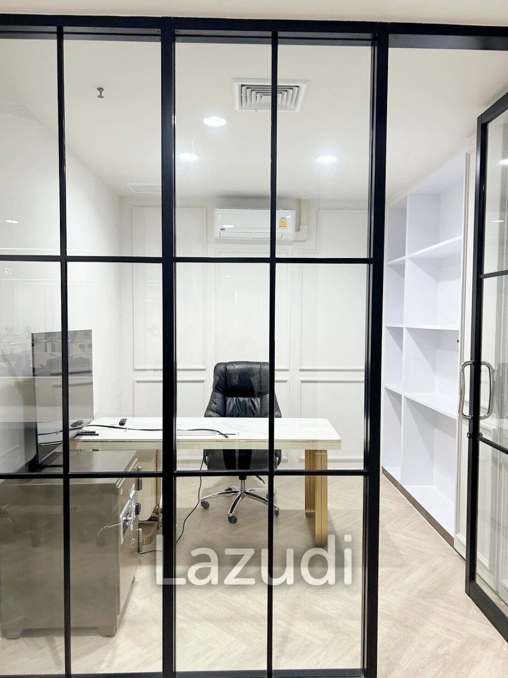 Office space for rent in Chaengwattana