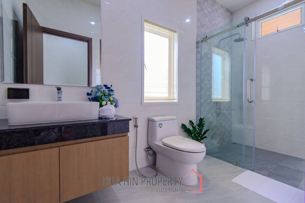 3 Bed 4 Bath 280 SQ.M LA LUCA City Villa Hua Hin , Fully furnished 3 Bed 4 Bath 280 SQ.M LA LUCA City Villa Hua Hin , Fully furnished
