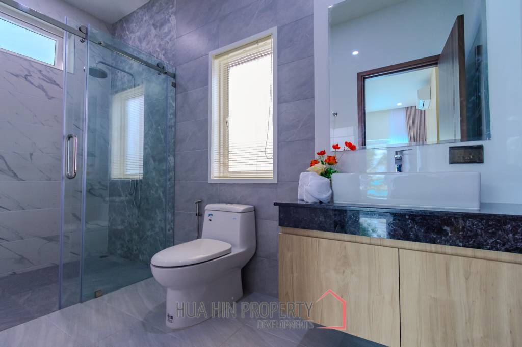 3 Bed 4 Bath 280 SQ.M LA LUCA City Villa Hua Hin , Fully furnished 3 Bed 4 Bath 280 SQ.M LA LUCA City Villa Hua Hin , Fully furnished