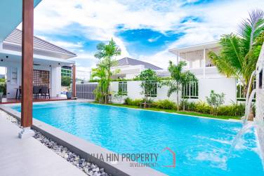 3 Bed 4 Bath 280 SQ.M LA LUCA City Villa Hua Hin , Fully furnished 3 Bed 4 Bath 280 SQ.M LA LUCA City Villa Hua Hin , Fully furnished