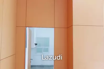 Retail For rent in Bangrak