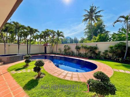 Crystal View : Large Renovated 3 Bedroom Pool Villa