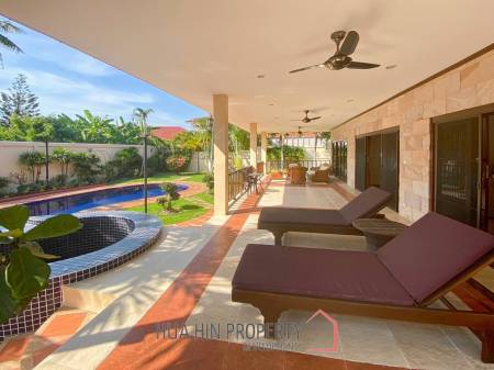 Crystal View : Large Renovated 3 Bedroom Pool Villa