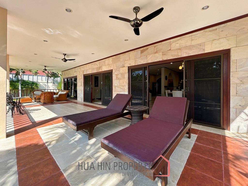 Crystal View : Large Renovated 3 Bedroom Pool Villa