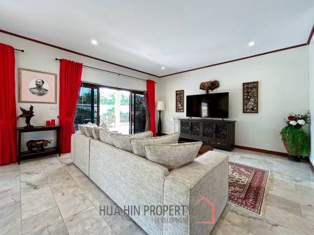 Crystal View : Large Renovated 3 Bedroom Pool Villa