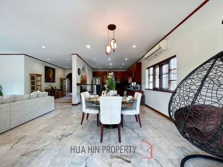 Crystal View : Large Renovated 3 Bedroom Pool Villa