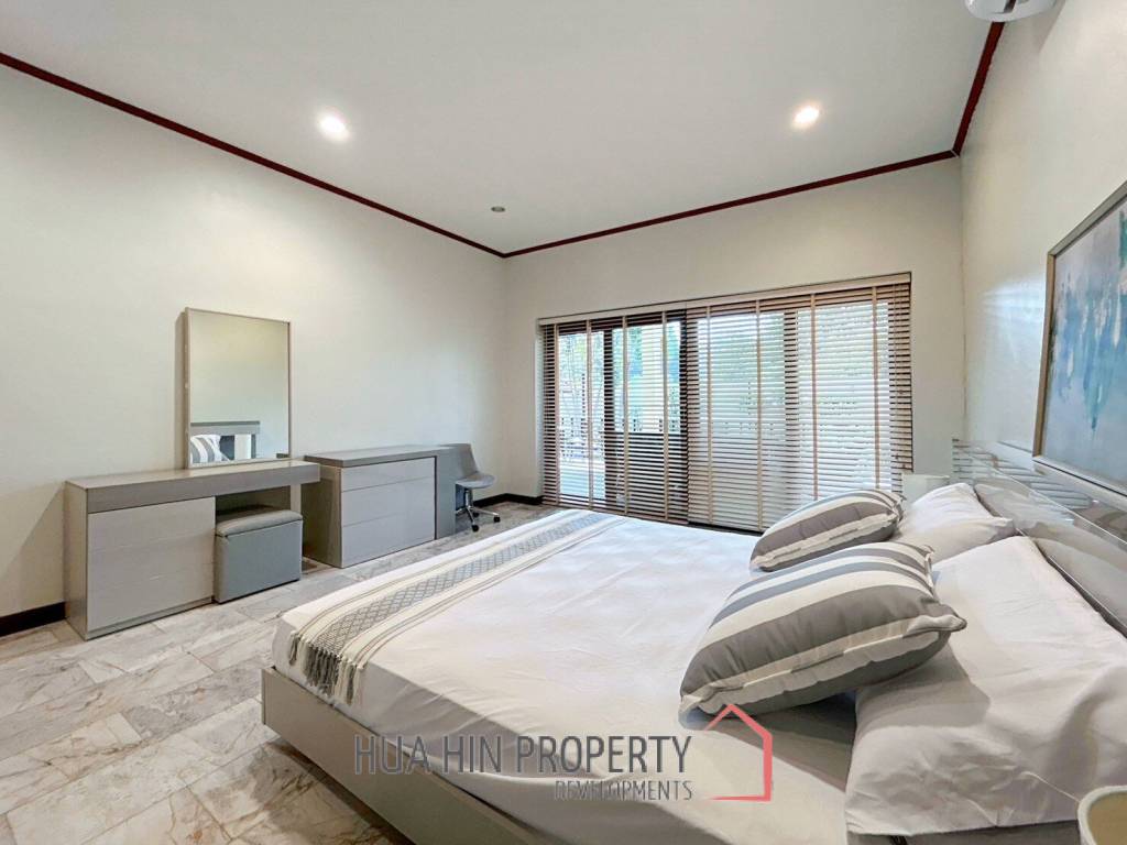 Crystal View : Large Renovated 3 Bedroom Pool Villa