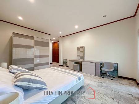 Crystal View : Large Renovated 3 Bedroom Pool Villa