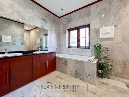 Crystal View : Large Renovated 3 Bedroom Pool Villa