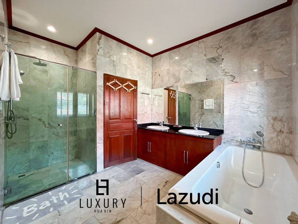 960 Sqm 3 Bed House For Sale