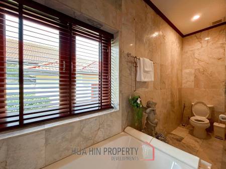 Crystal View : Large Renovated 3 Bedroom Pool Villa